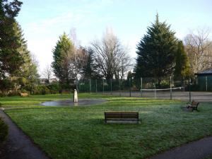 Halecroft Park