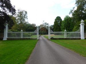 CHOLMONDELEY CASTLE